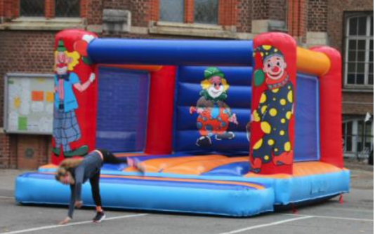 Chateau gonflable : château clown